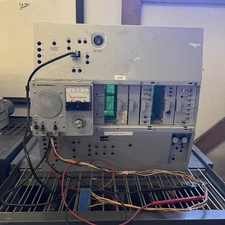 Motorola Micor Series UHF High Power Repeater Base Station Unit only Untested