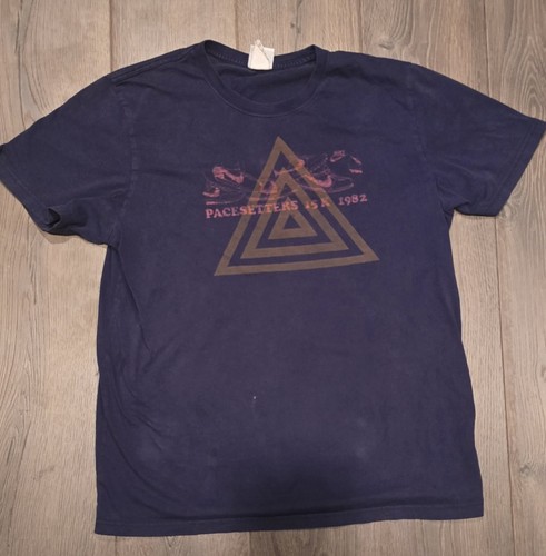 Vintage Nike Track & Field Pacesetters 1982 Graphic Men's Navy T-Shirt Size XL - Image 1