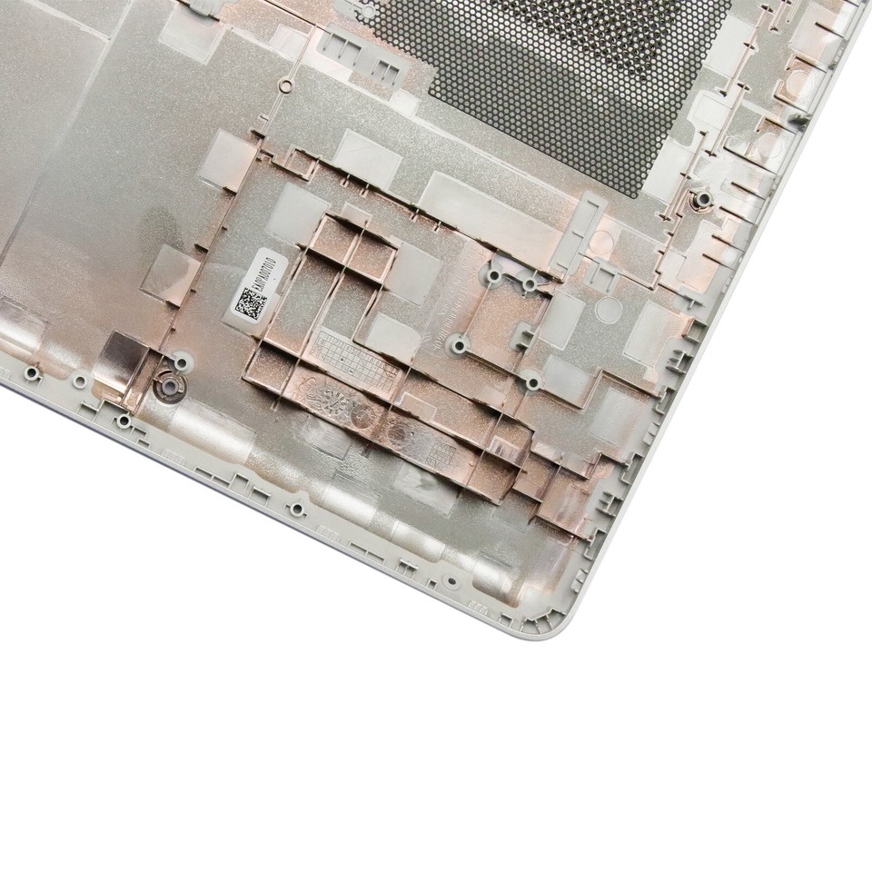 HP 14-dq0011dx 14 In. I3-8145U 125GB SSD 4GB RAM Notebook - Silver For Sale Online - Foto 2