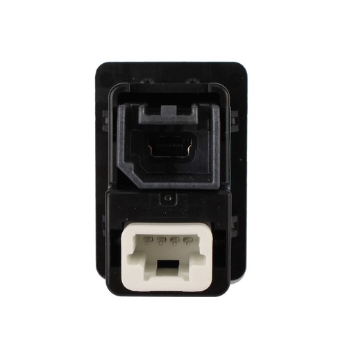 1pc AUX Audio Auxiliary Jack Port USB For Nissan Kicks 20182019 28023