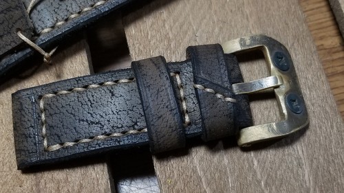 26mm watch strap oiled leather + handmade solid bronze buckle, unique strap. - Picture 12 of 12