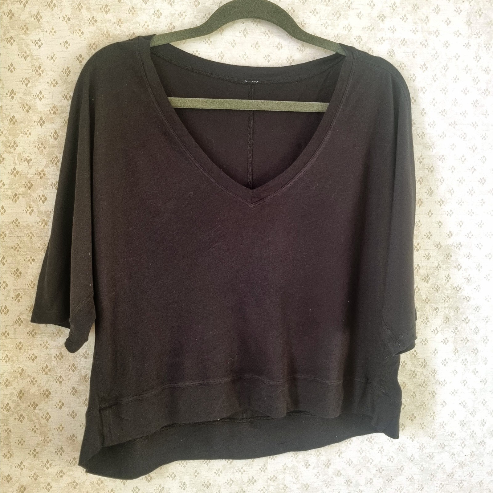 Lululemon Charcoal grey oversized tshirt with deep V… Gem