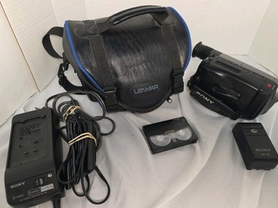 Sony Handycam CCD-TRV21 Analog 8mm Video8 Camcorder - 24x Digital Zoom Bundle