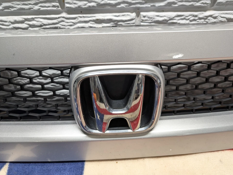 ✅ 09-11 Honda Element Front Upper Grill Grille Assembly Complete Silver OEM — 第 3/4 张图片