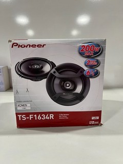 Pioneer TSF1634R 6.5 inch Two Way Car Audio Speakers Black Brand New 200w