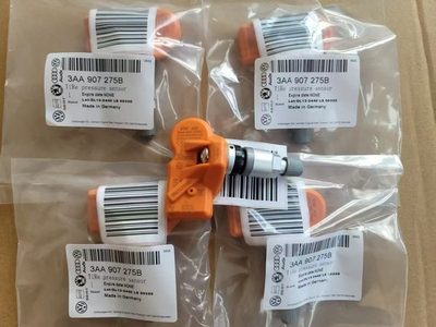 #ad Complete Set of 4 Genuine VW TPMS Tire Pressure Sensors amp; Service Kit 3AA907275B $150.00
