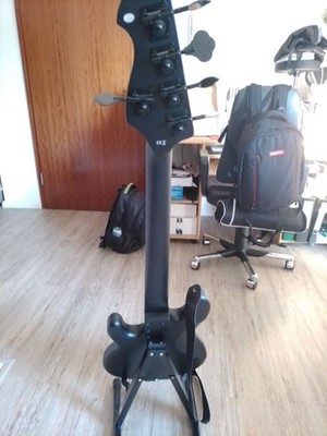 Harley Benton Deluxe Series 5-Saiter Bass + VOX Amplug + Tuner   wie neu!