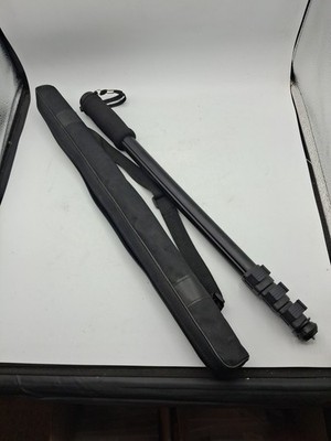 Digital Concepts Digital Photo Video Monopod Extendable 67''+ Bag