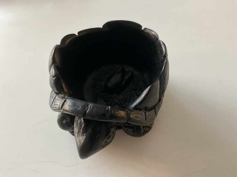 Hand Carved Black Onyx/Resin  Turtle Trinket Jewelry Box READ DESCRIPTION! *
