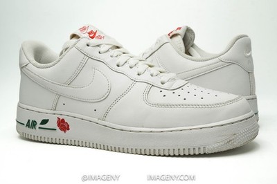 NIKE AIR FORCE 1 LOW USED SIZE 9.5 ROSE WHITE UNIVERSITY RED CU6312 100