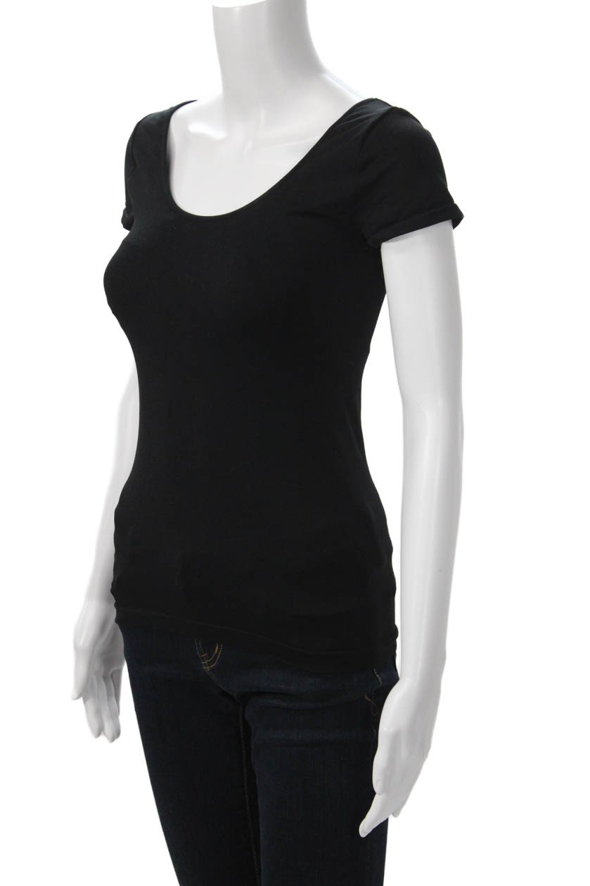 BCBGMAXAZRIA Womens Black Basic Short Sleeve T-Sh… - image 2