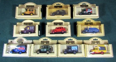 LOT 10 LLEDO DAYS GONE ''AU BON MARCHE-CHIVERS-DUNLOP-SCHWEPPES'' DIECAST VEHICLES