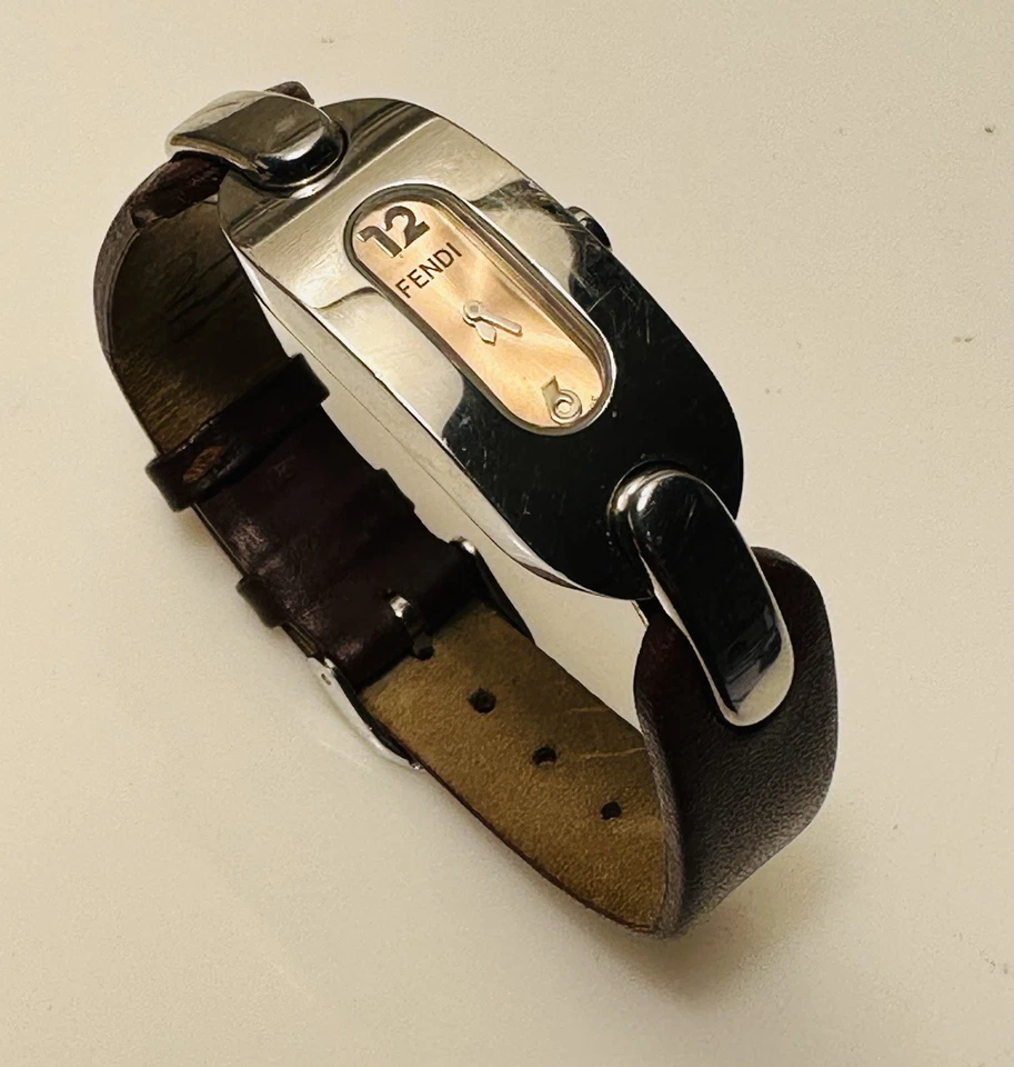 FENDI OROLOGI  Swiss Ladies Watch Pink CHAMPAGNE SUNBURST MODEL 009-3400L, Works - Image 2 of 4