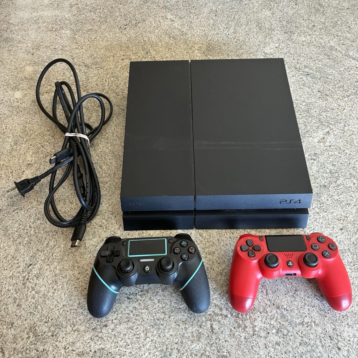PlayStation 4 PS4 500gb Console w/ Controllers Bundle CUH-1215A 