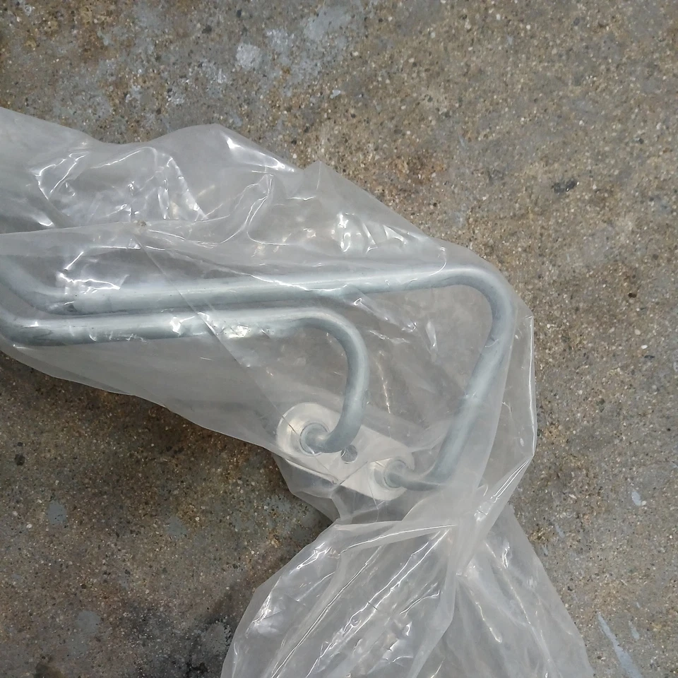 Manguera de refrigeración superior de transmisión automática Dorman 624-573 nueva para Chevy SaVana Foto 2 de 4