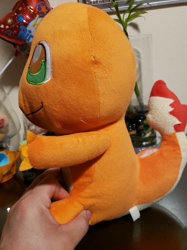 Charmander plush pokemon (slight defect* see pics) - Foto 2 di 10