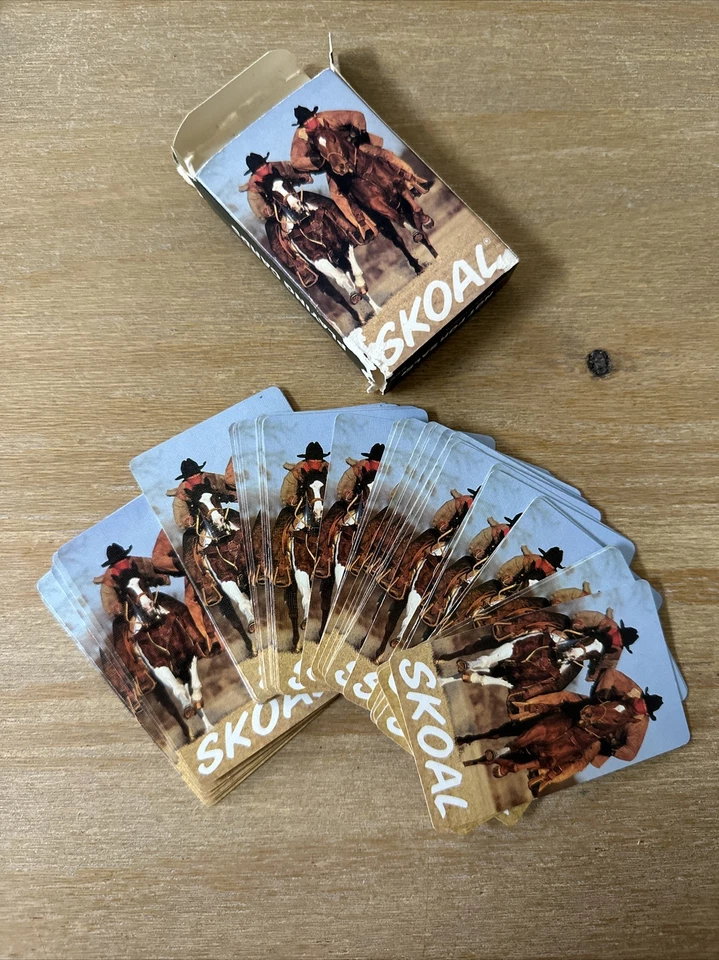 Juego de dominó de tabaco para masticar Skoal vintage RARO caja de madera y cartas de juego Foto 3 de 4