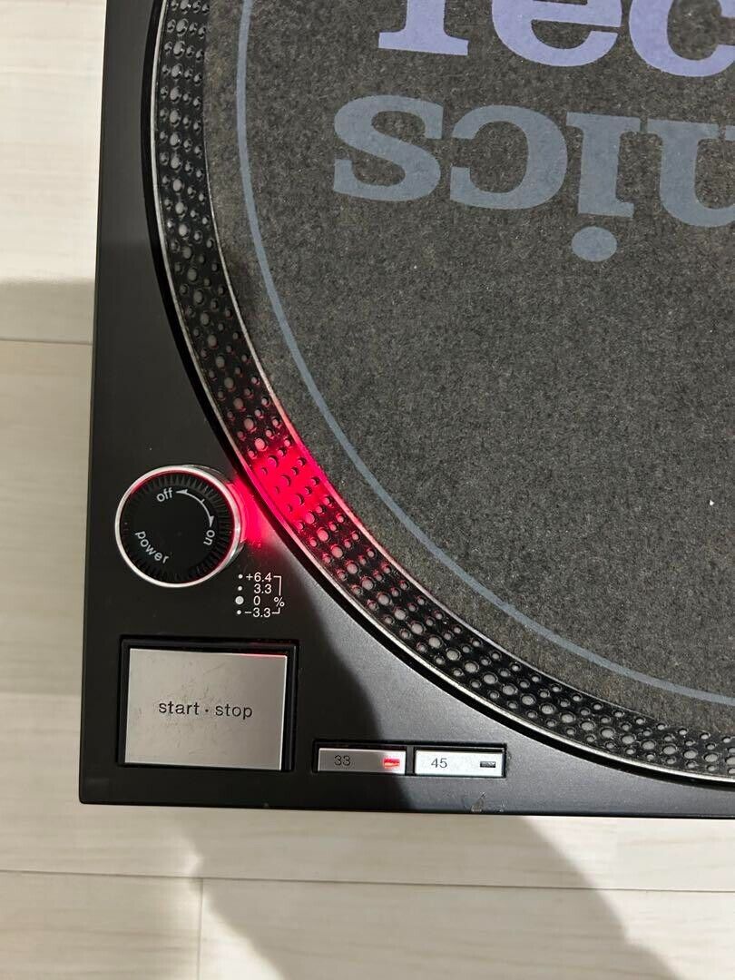 Technics SL-1200MK5 Black Direct Drive DJ Turntable System Technics SL-1200MK5 Black Direct Drive DJ Turntable System