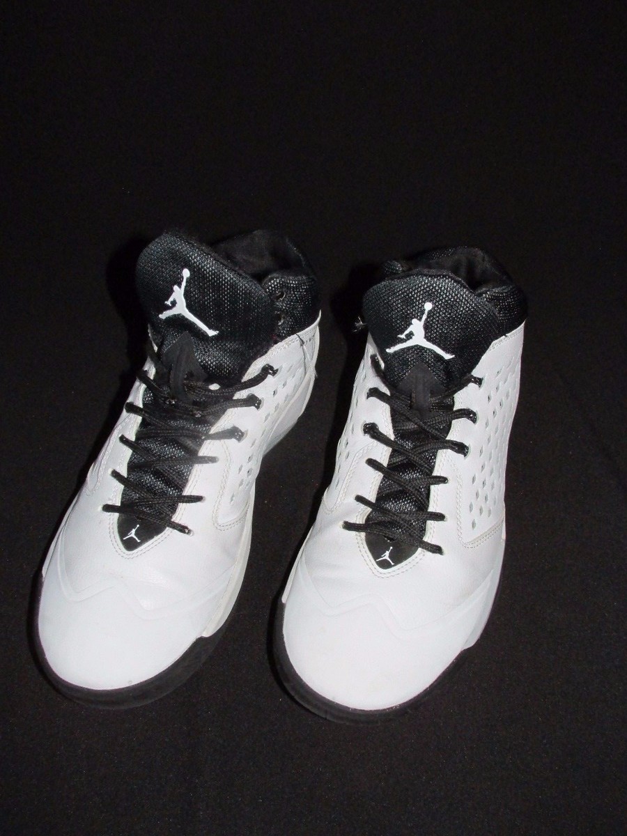 Nike Flywire Flightspeed Rising High White Black Jordan Nike Flywire Flightspeed Rising High White Black Jordan