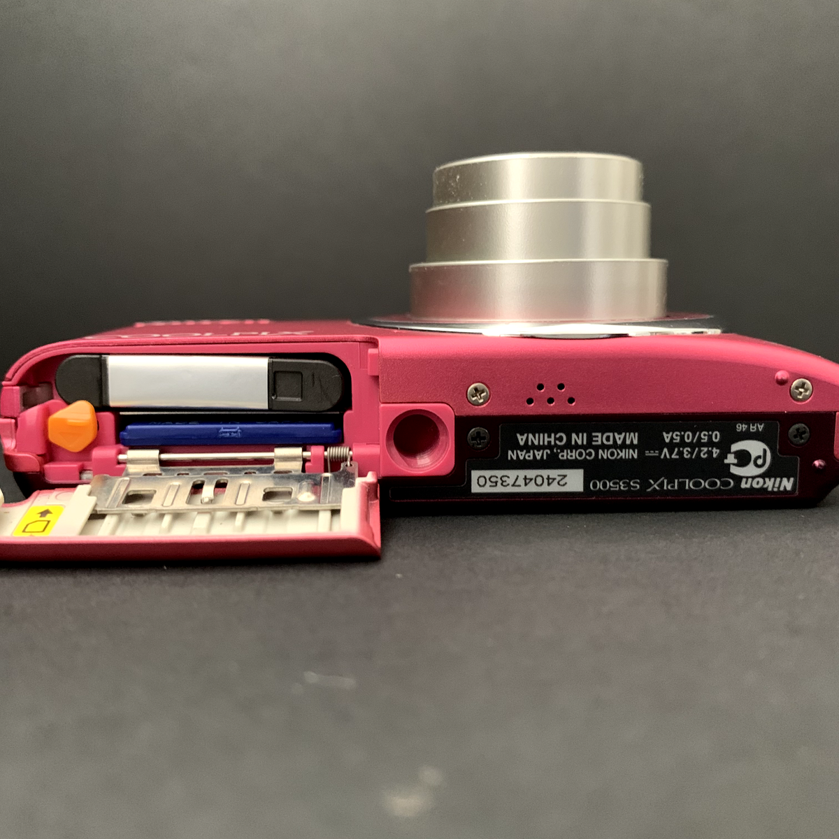 Nikon COOLPIX S3500 Compact Digital Camera Pink w/Battery Nikon COOLPIX S3500 Compact Digital Camera Pink w/Battery