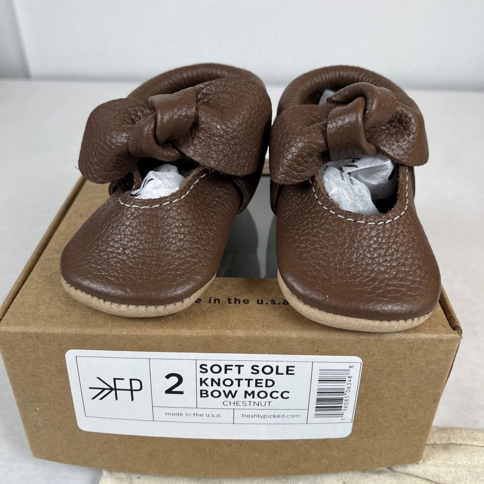 Mocasín con lazo anudado de cuero para bebé recién elegido tostado castaño brillante talla 2 Foto 2 de 4