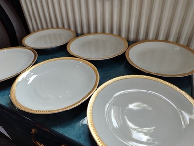 6 elegante Porzellanteller von Johann Seltmann Vohenstrauß   Bavaria   Goldrand