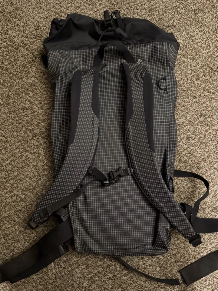 Arc'teryx Alpha FL 20 Backpack Black - Image 2 of 4