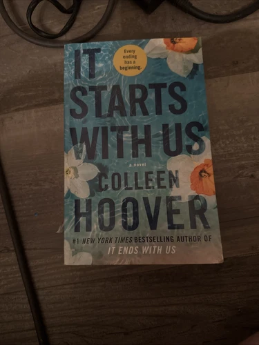 It Starts with Us : A Novel by Colleen Hoover (2022, Trade Paperback)