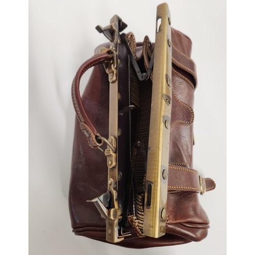 TUSCANY LEATHER EUC MONA LISA GLADSTONE LEATHER FRAMED DR BAG - Picture 10 of 12