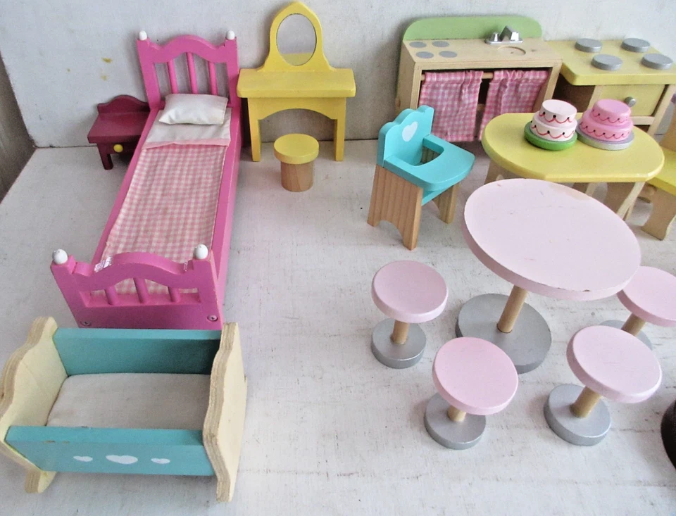 KidKraft Kid Kraft Wooden Dollhouse Furniture Toy Lot  Toy Bundle - Image 2 of 4