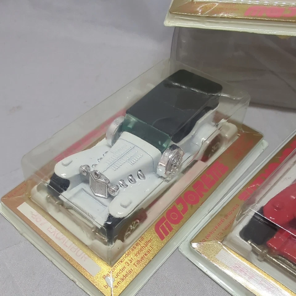 Lote de 3 coches MAJORETTE de colección inc MORGAN & 2x Excalibur en cajas originales " Foto 2 de 4