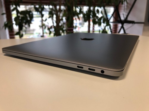 Apple MacBook Pro 13” (A1989) i7 2.7-4.5 / 16GB RAM / 256GB SSD – Ready to Use! - Zdjęcie 7 z 12