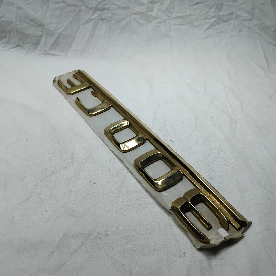 Placa de identificación emblema tapa maletero MERCEDES Mercedes-Benz OEM 300ce 1248172615 Foto 3 de 4