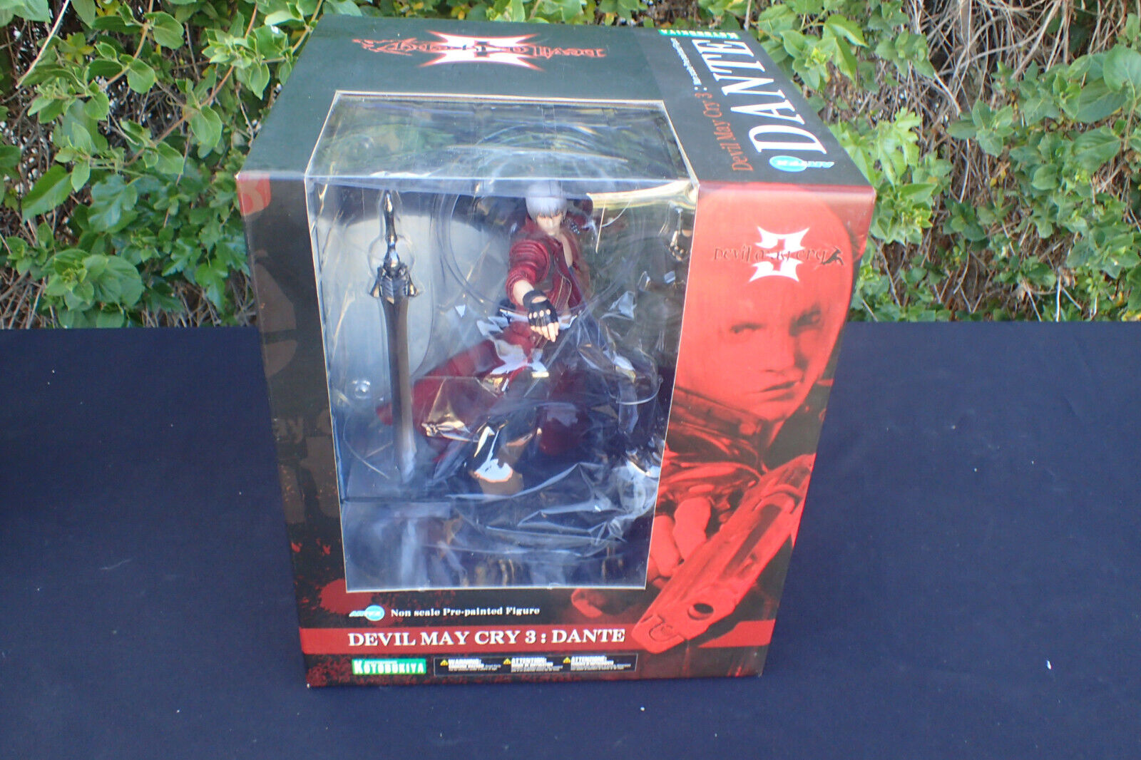 Prime 1 Studio DMC3 Dante Figure Costs $1,000 - Siliconera