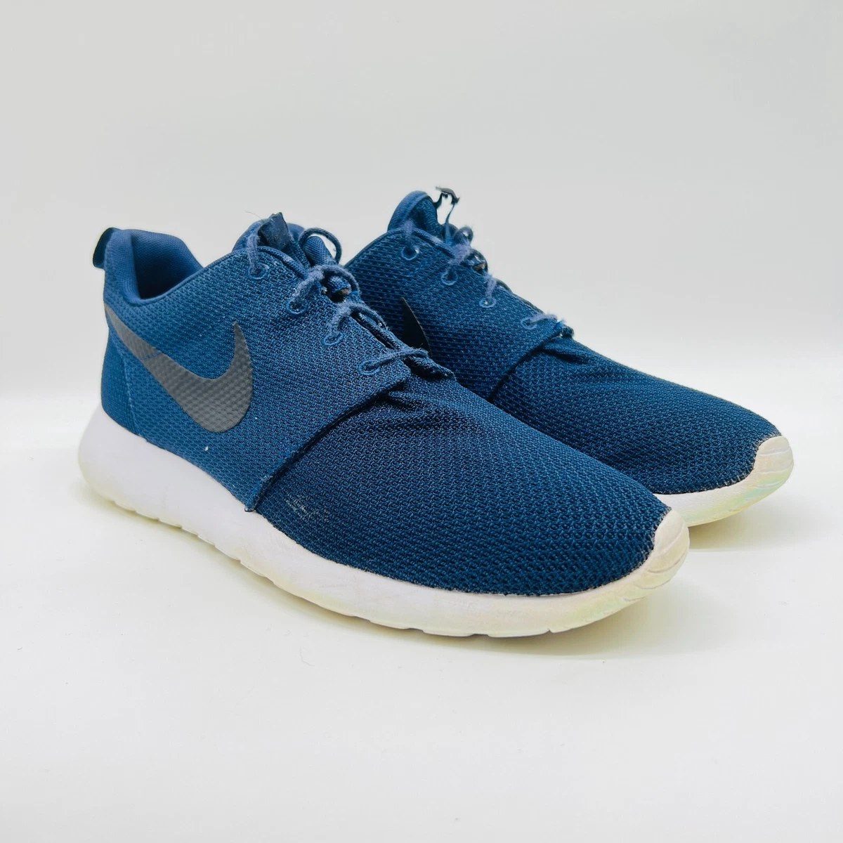Navy roshe runs cheap