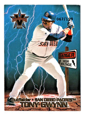 Tony Gwynn  2000 Pacific Vanguard High Voltage  #32  67/199