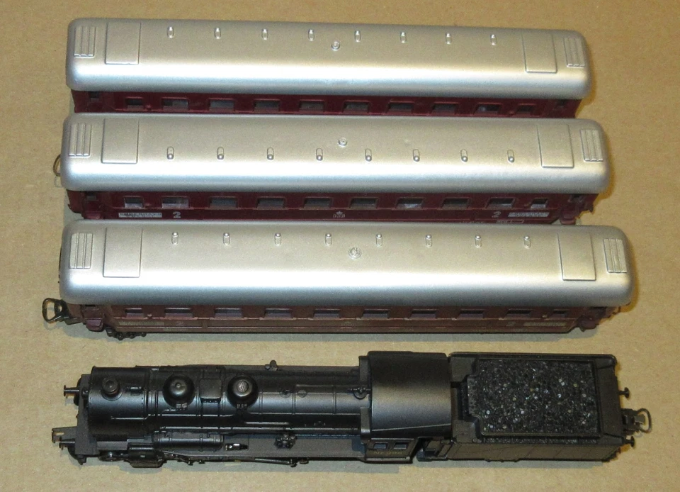 Märklin DSB Zug 34 989 Lok 298 T + 3x Lima DSB Personenwagen 9105 - Bild 2 von 4