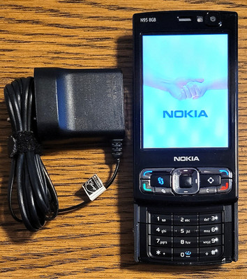 Nokia N95 - Black and Silver ( Unlocked ) Super Rare GSM
