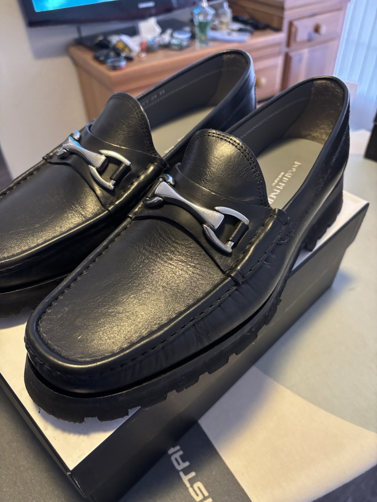 SAOLA Mocassini Donald Pliner neri in pelle con suola a strappo taglia 11