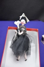 2007 Soffieria De Carlini Neiman Marcus Lady Christmas Glass Ornament