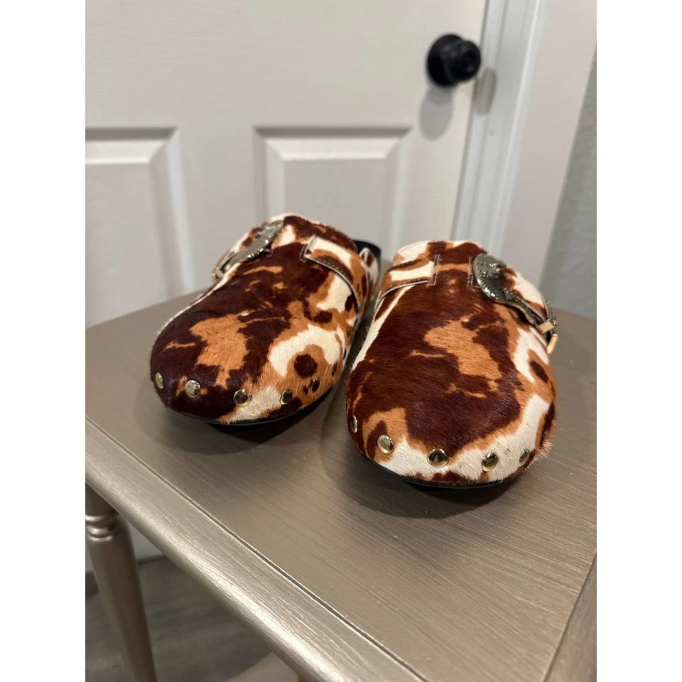 Gianni Bini Sin Cordones Estampado de Vaca Pelo de Becerro Hebilla Detalle Mula Talla 8.5M Foto 3 de 4