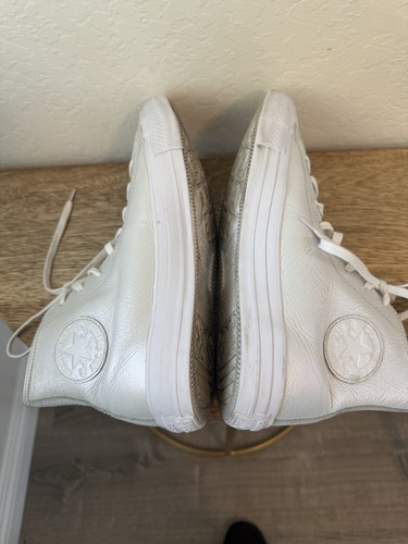 Converse Chuck Taylor All Star Hi White Leather Iridescent Unisex 9.5 ,M-557950C - Picture 4 of 16