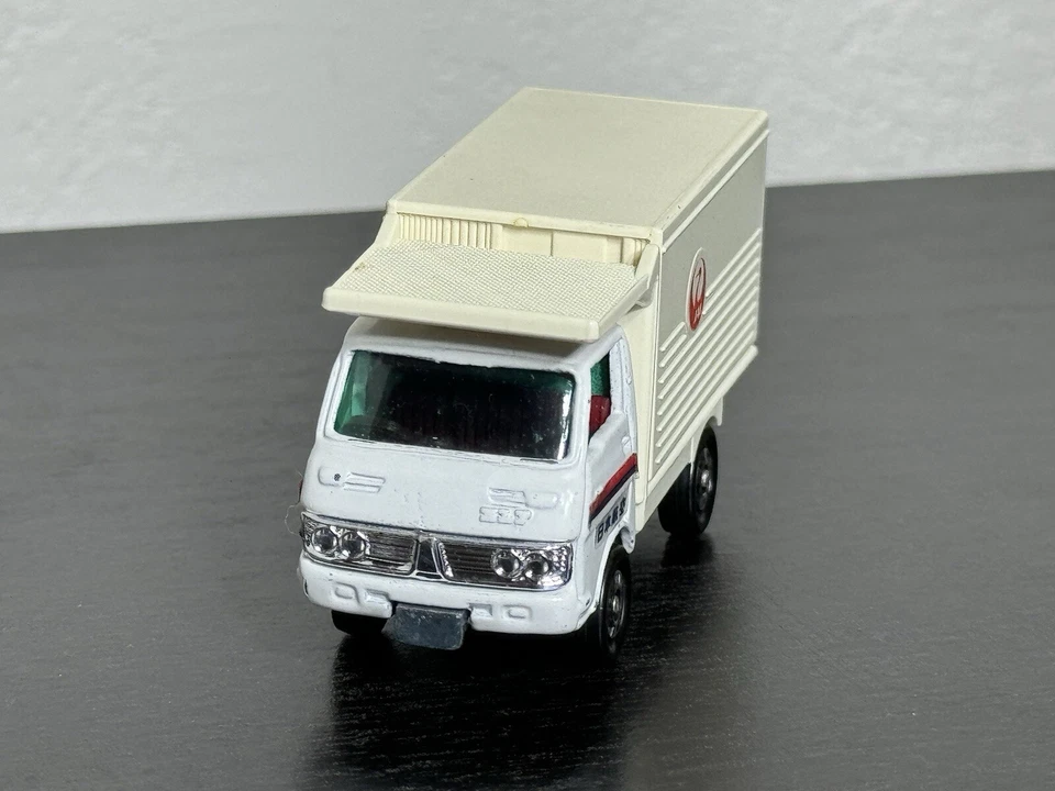 Tomica No. 97 Isuzu Elf В Полете Перевозчик Питания Грузовик JAL Ножничный подъемник - Изображение 3 из 4
