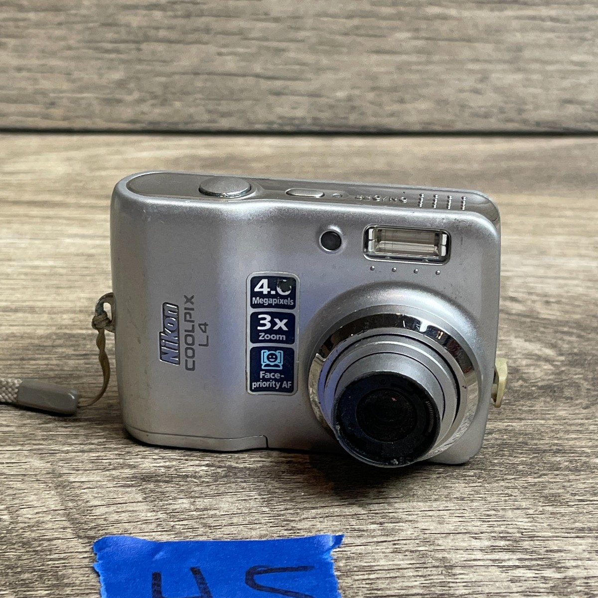 Nikon COOLPIX L32 シルバー Nikon COOLPIX L32 Silver 20.1MP Compact Digital Camera W