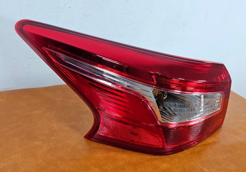 FIT NISSAN SENTRA 2016-2019 LEFT DRIVER OUTER TAIL LIGHT TYC NEW#C1 - Image 4 of 4