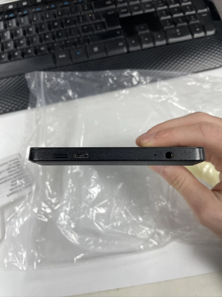 Amazon Kindle Kindle Fire HD 4th Gen (Untested / Used Condition) - Image 3 of 3