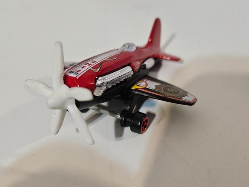 Hot Wheels C2719 Fire Patrol 68 Propeller Plane Diecast Airplane 2003 - Picture 3 of 6