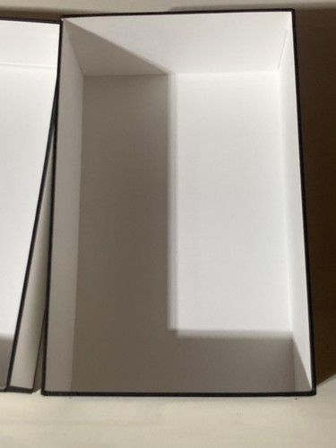 Authentic empty white Gucci box 8 3/4"x5 1/2"x3". white w/ black trim - Picture 11 of 11