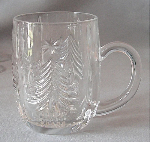 Mug Mikasa Crystal Christmas Tree Pattern 4 3/8"