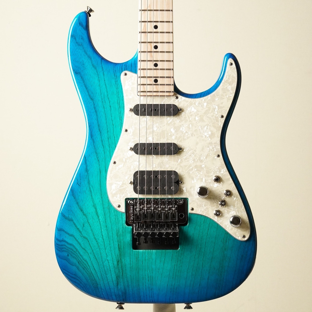 Tom Anderson The Classic -Bora To Transparent Blue Burst Tom Anderson The Classic -Bora To Transparent Blue Burst